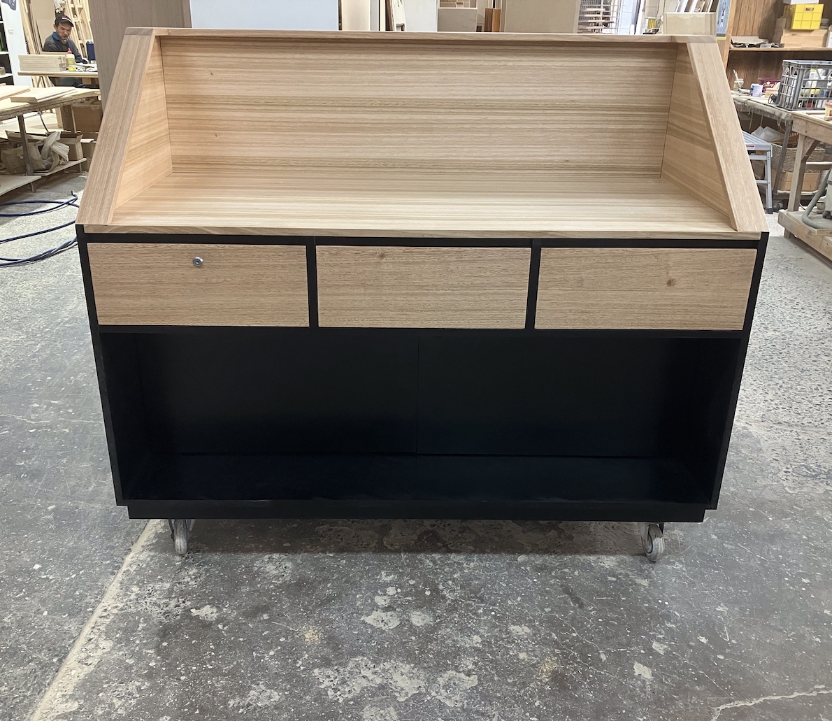 Reception desk
